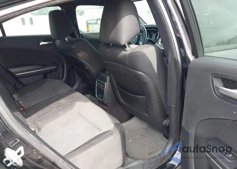 2016 Dodge Charger Sxt z USA, uszkodzony, nr VIN 2C3CDXJG2GH223494